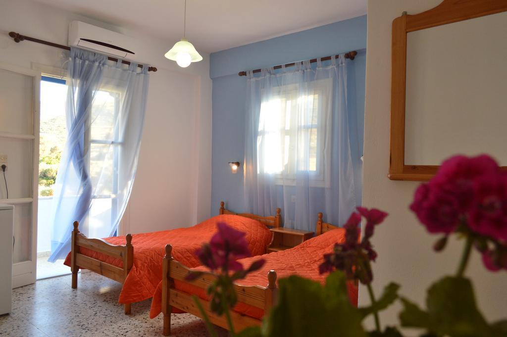 Koukos Hotel Agia Theodoti Exterior photo